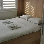 Vukov Vis 09 - With A Bedroom