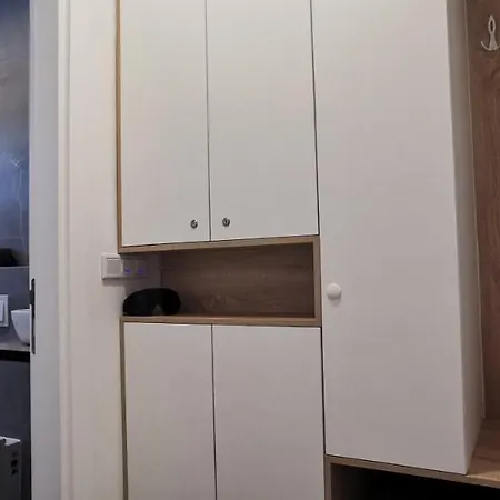 شقة Vukov Vis 09 - With A Bedroom *
