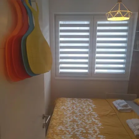 Vukov Vis 09 - With A Bedroom דירה