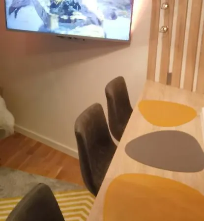 Vukov Vis 09 - With A Bedroom شقة