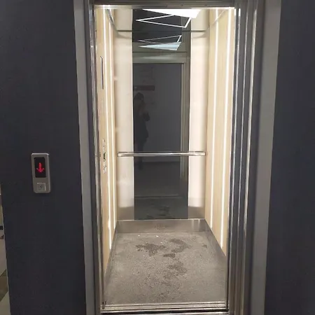 Vukov Vis 09 - With A Bedroom شقة بيلاسنيكا